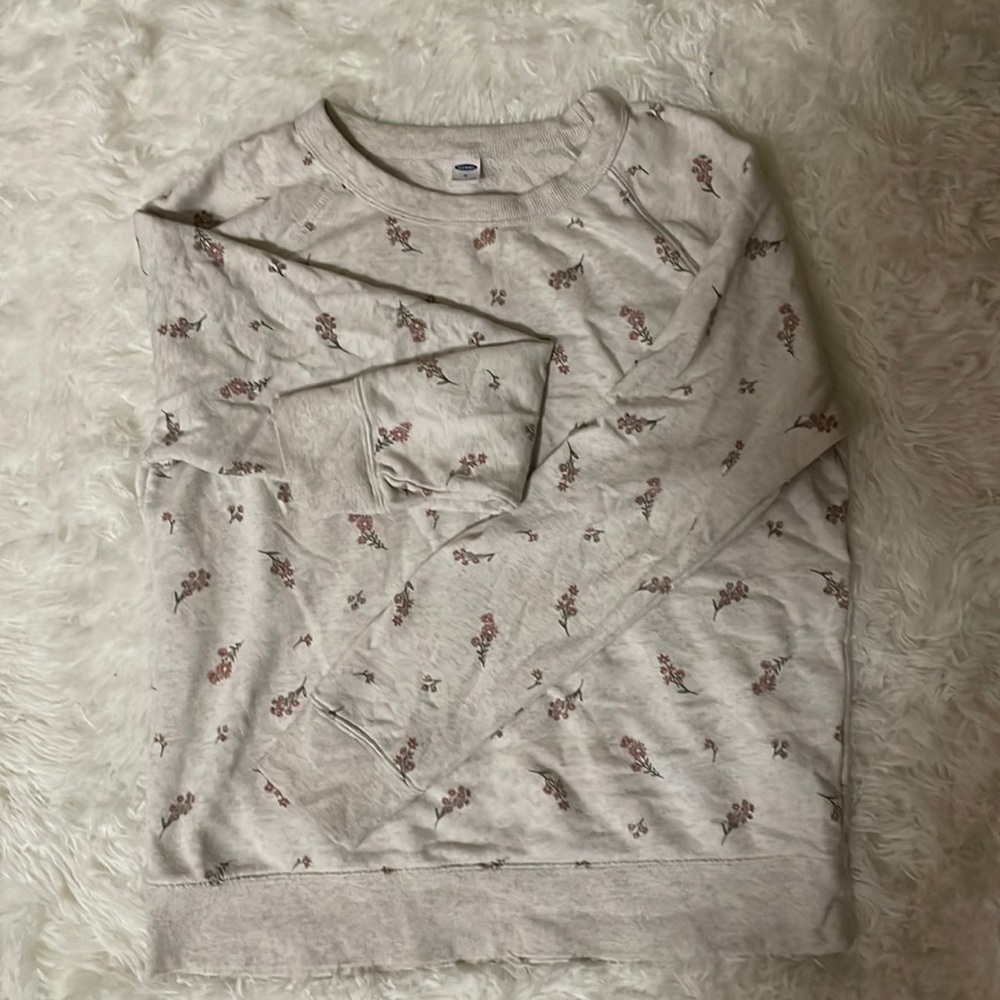 Old Navy sweater size M